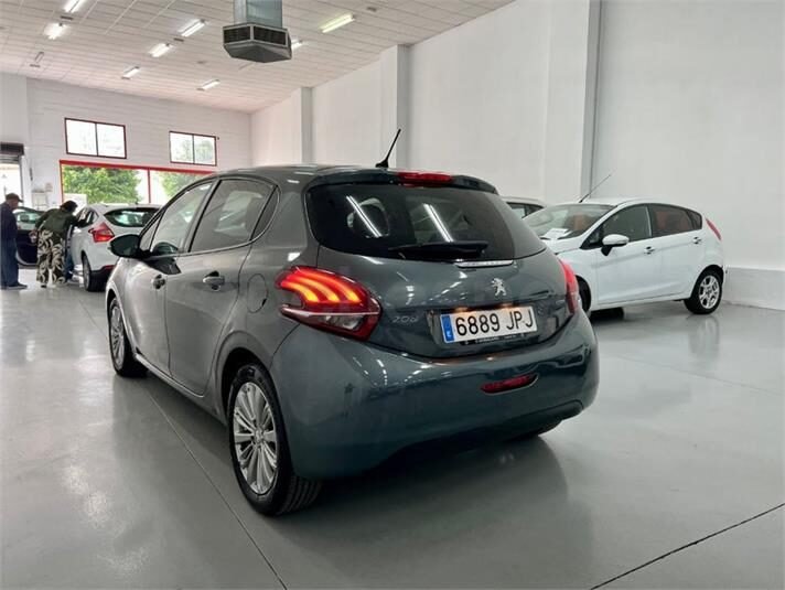 PEUGEOT 208 STYLE 1.2L PureTech 