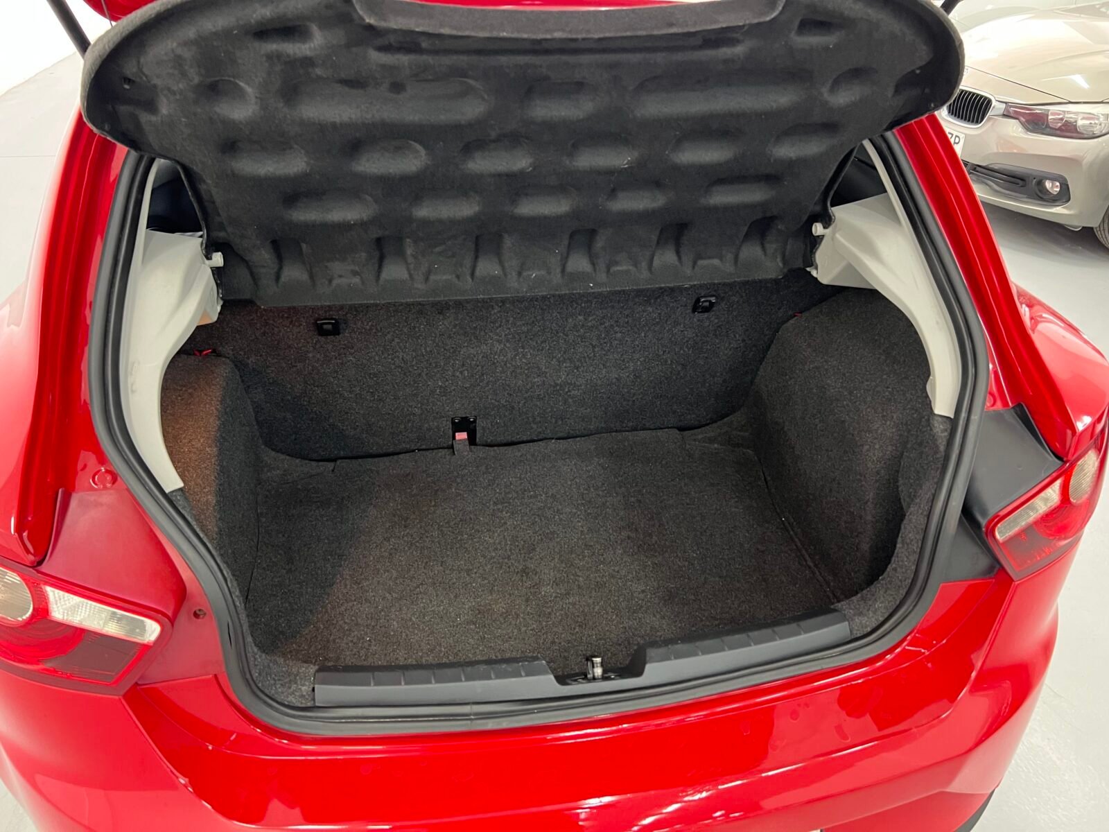 SEAT IBIZA 1.0 gasolina 75cv