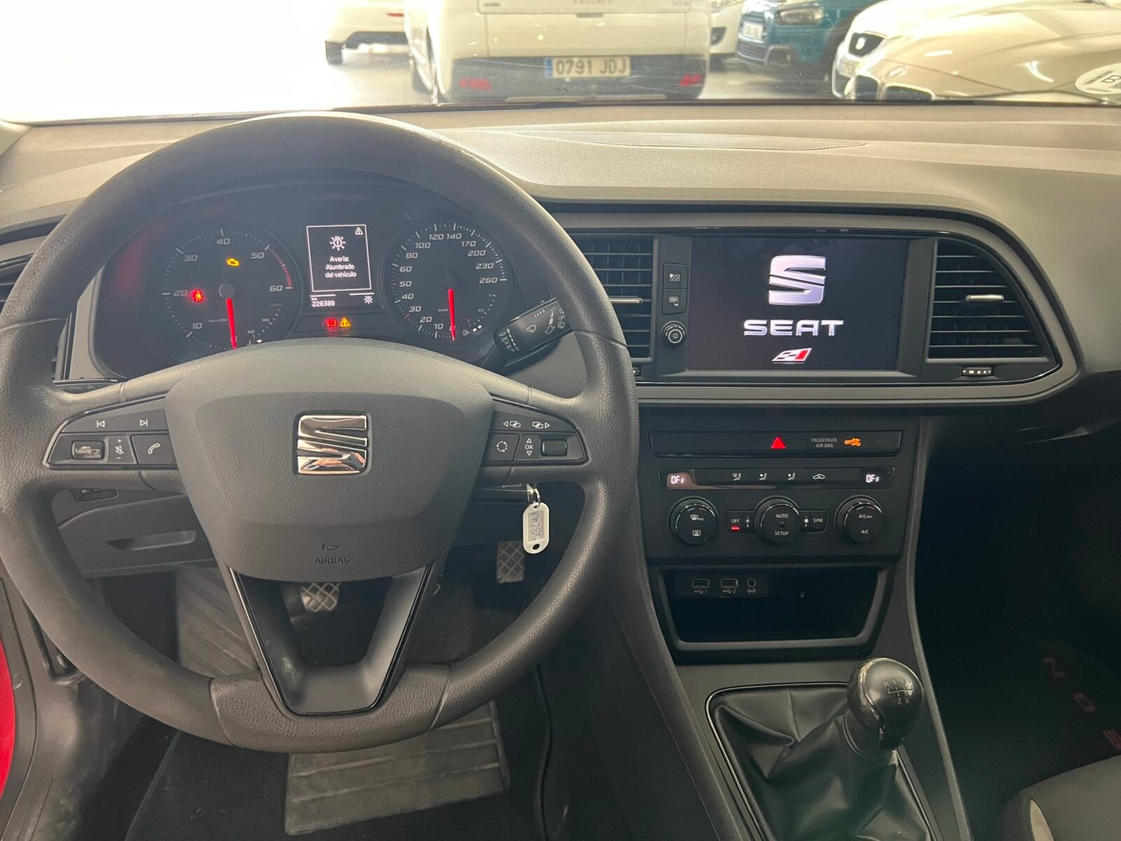 SEAT LEON 1.6 TDI 105cv