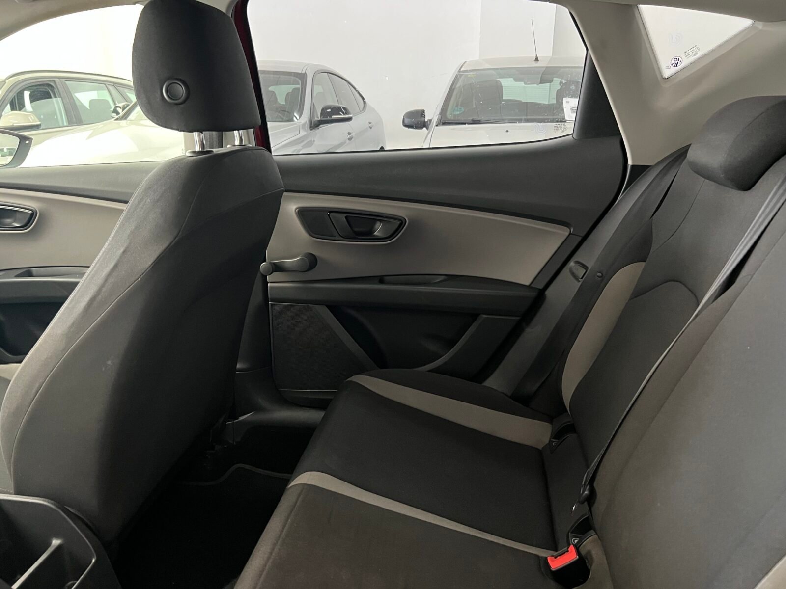 SEAT LEON 1.6 TDI 105cv