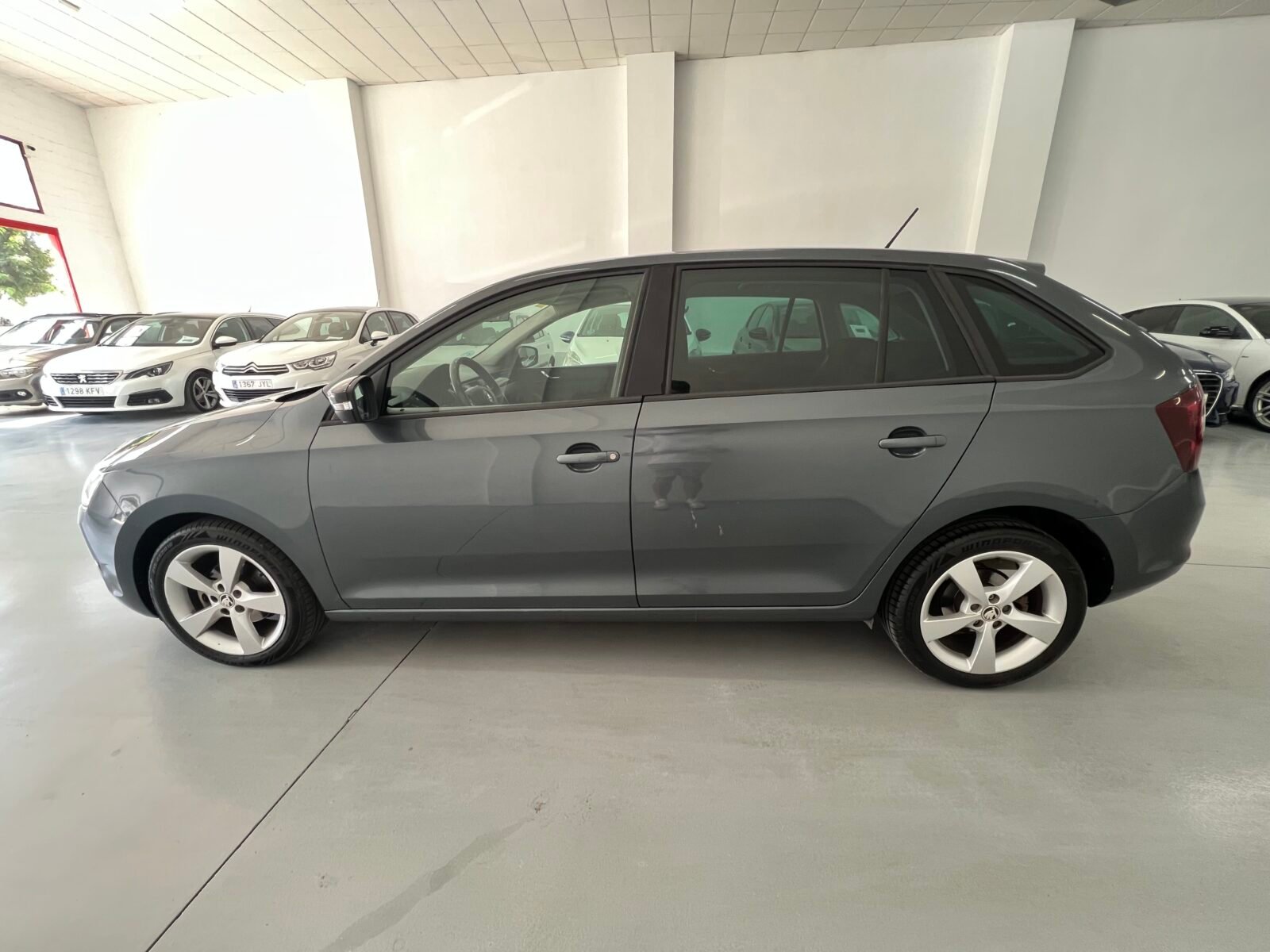 SKODA Spaceback 1.4 TDI 90cv