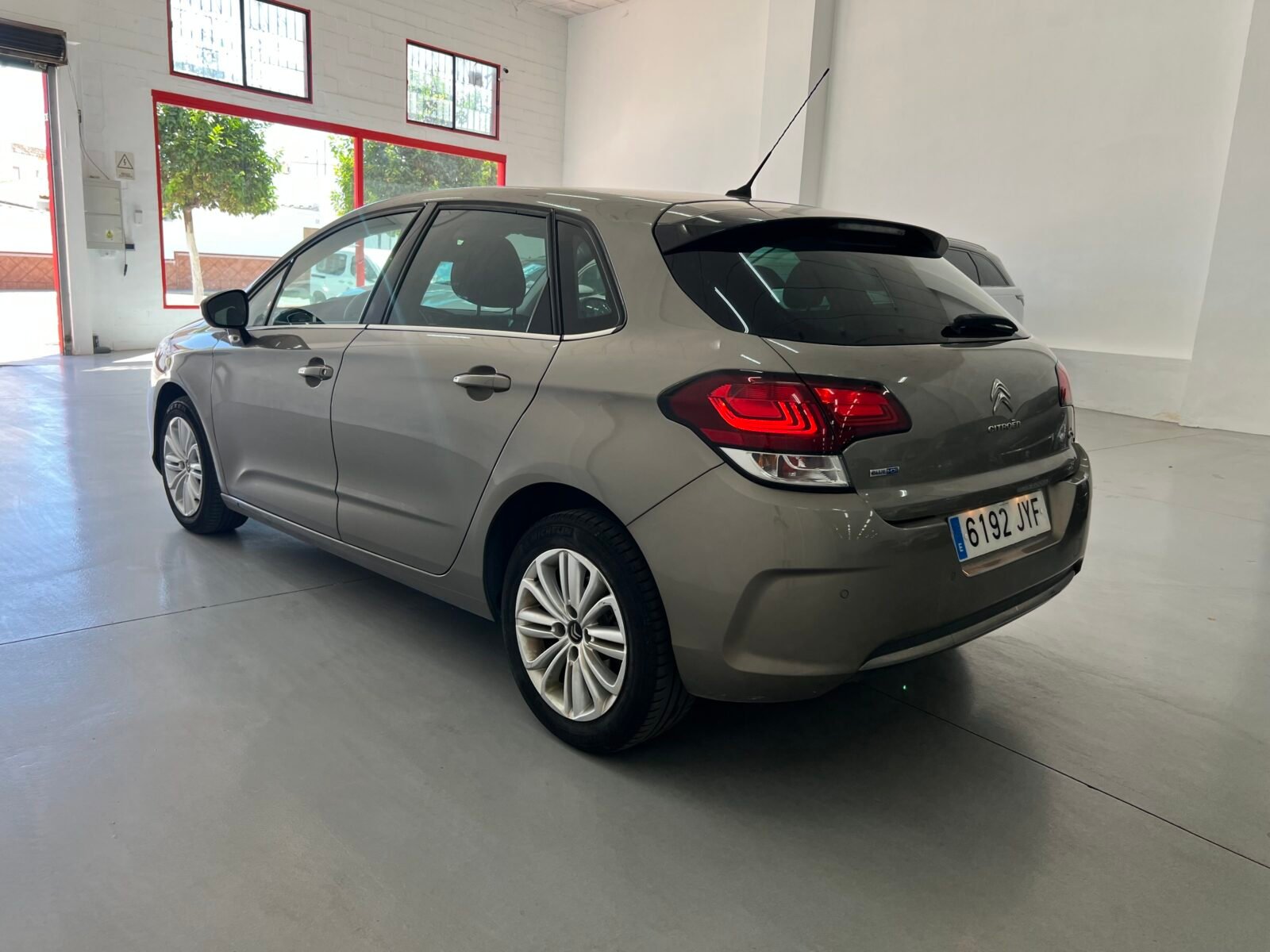 CITROEN C4 1.6 HDI 120cv 6velo