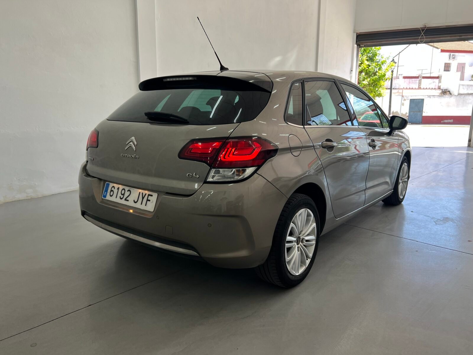 CITROEN C4 1.6 HDI 120cv 6velo