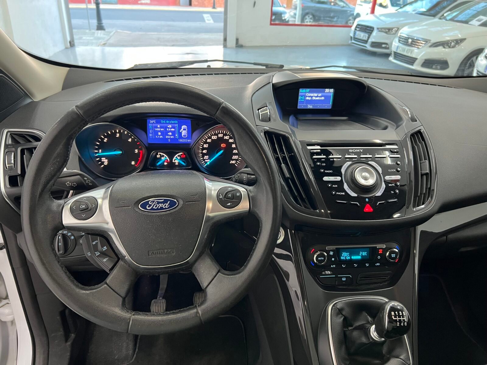 FORD Kuga 2.0 TDCI 140cv 6velo