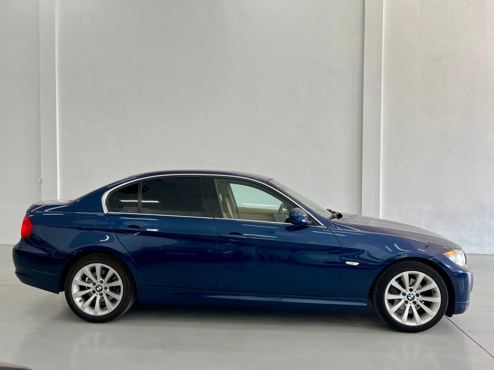 BMW Serie 3 318D E90 restyling 